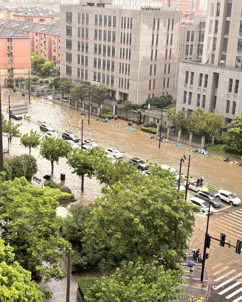 A flooded Shanghai street after the August typhoon