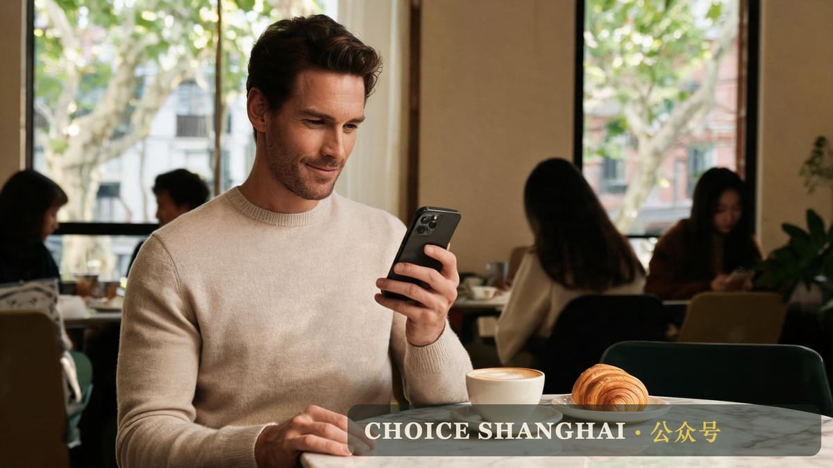 A man checks a Dianping review score on his phone at a Shanghai cafe before ordering