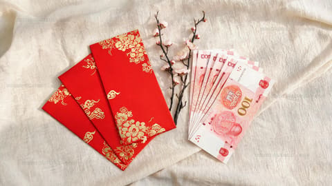 How Much to Put in a Red Envelope in Shanghai (2026 Amounts)