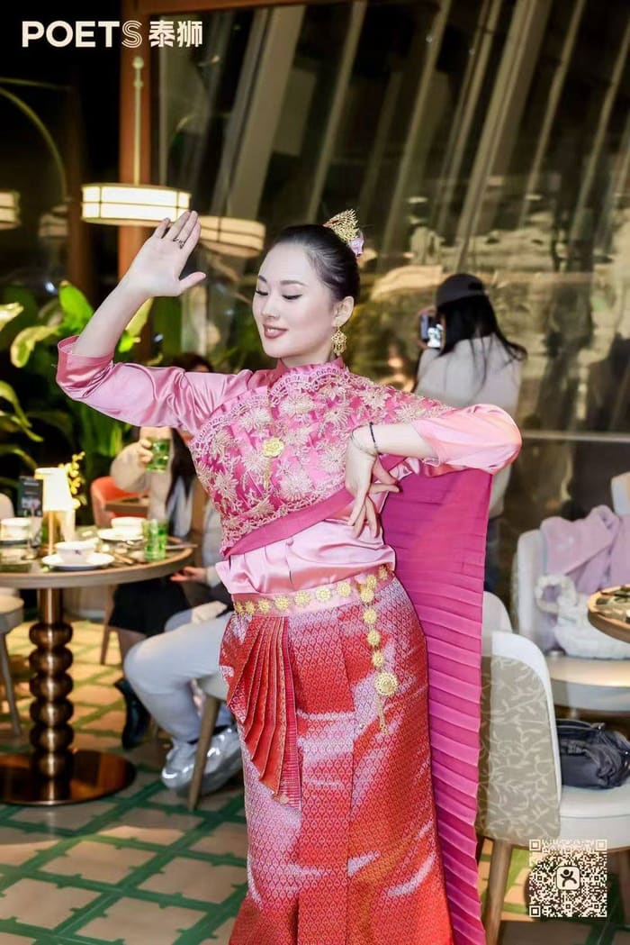 POETS Thai (West Bank Dream Center), Dining & Bars in Xuhui, Shanghai, photo 5